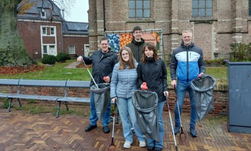 Jongeren RefleXion actief bij Klimaatweek-opruimactie